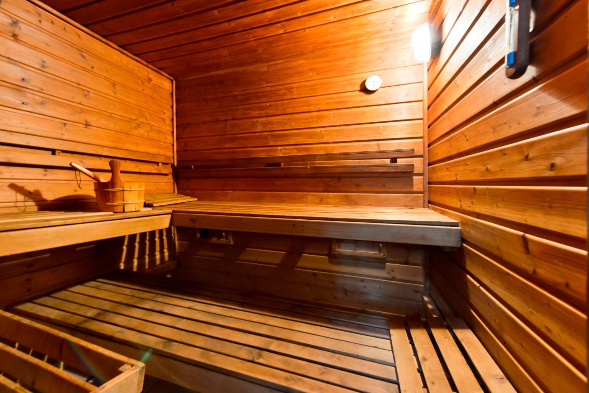 Harmonia Hotel Biala Podlaska Luaran gambar